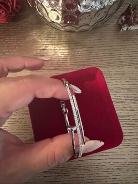 Nail bracelet